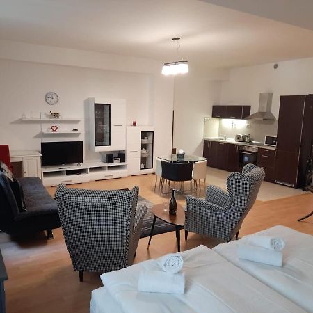 Apartman Nad Kolonadou Karlowe Wary Zewnętrze zdjęcie