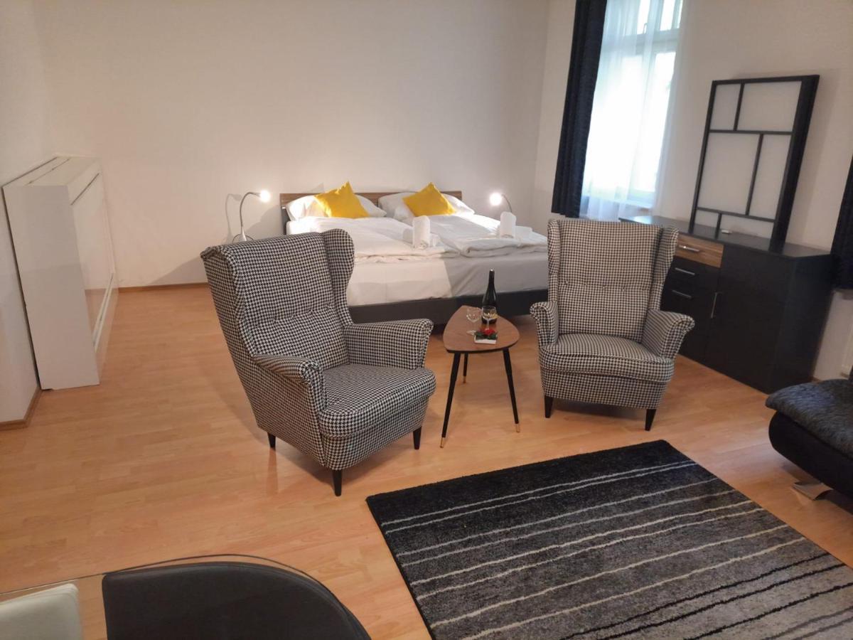 Apartman Nad Kolonadou Karlowe Wary Zewnętrze zdjęcie
